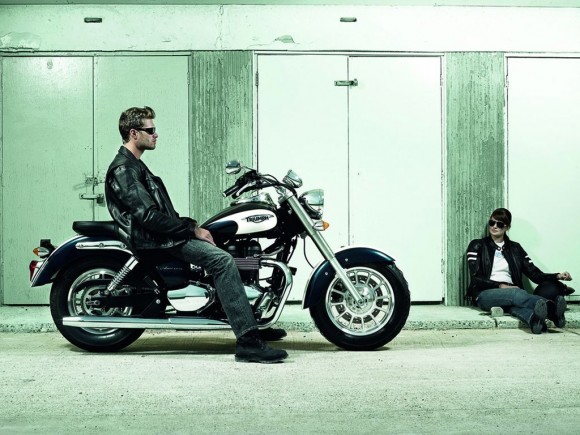 2011_triumph_america_03