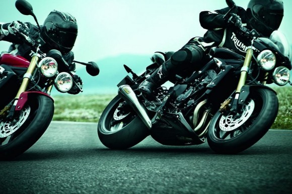 2011_street_triple_01