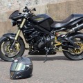 street_triple_full_carbone_06