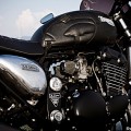 triumph_legend_matt_black_07